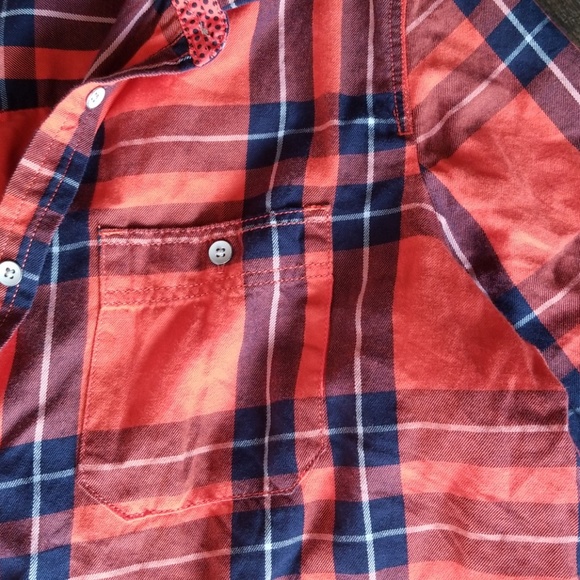 Long sleeved button up - Picture 3 of 3
